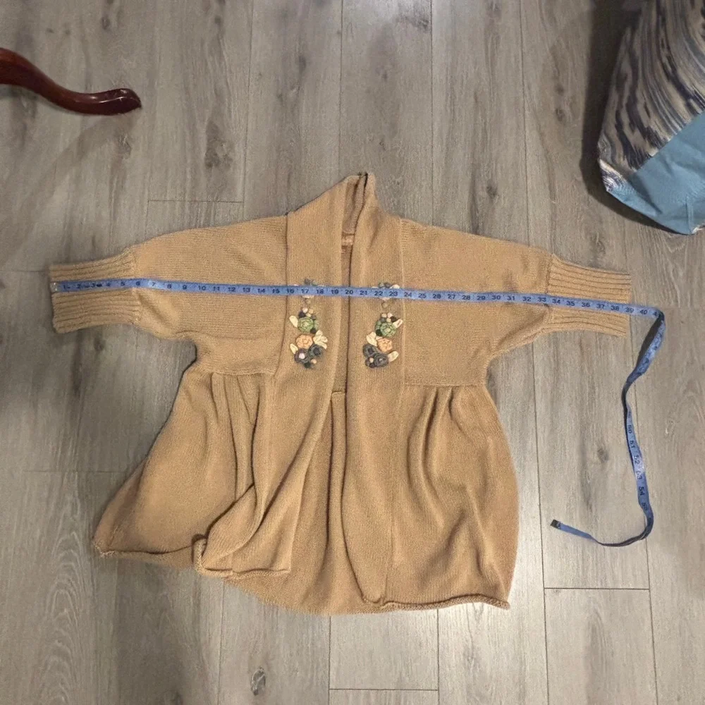 April Cornel Embroidered Tan Open Cardigan Sweater. Size M - Picture 6 of 8